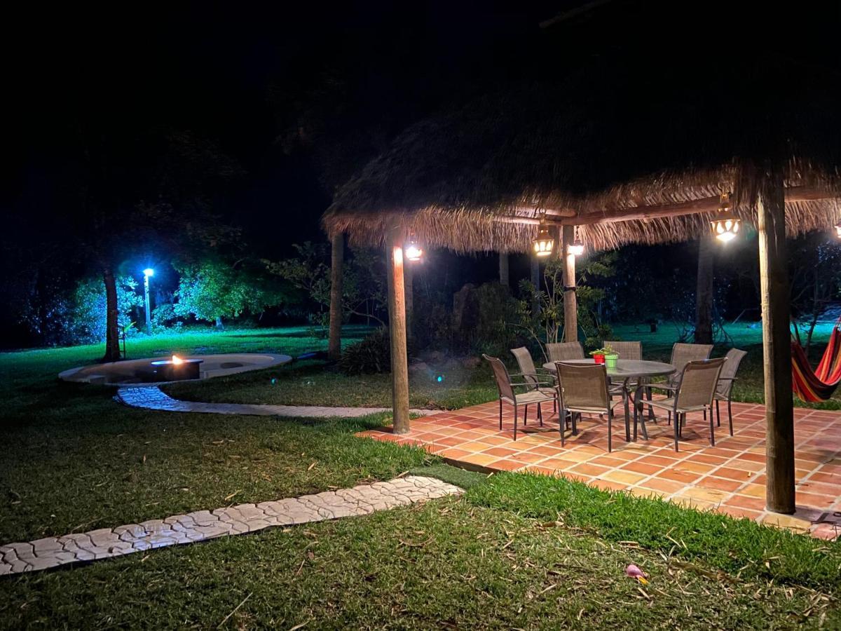 Jupiter Waterfalls - Newly Updated - Tiki Hut, Fire Pit, Kitchen, Pool Heater And More ภายนอก รูปภาพ
